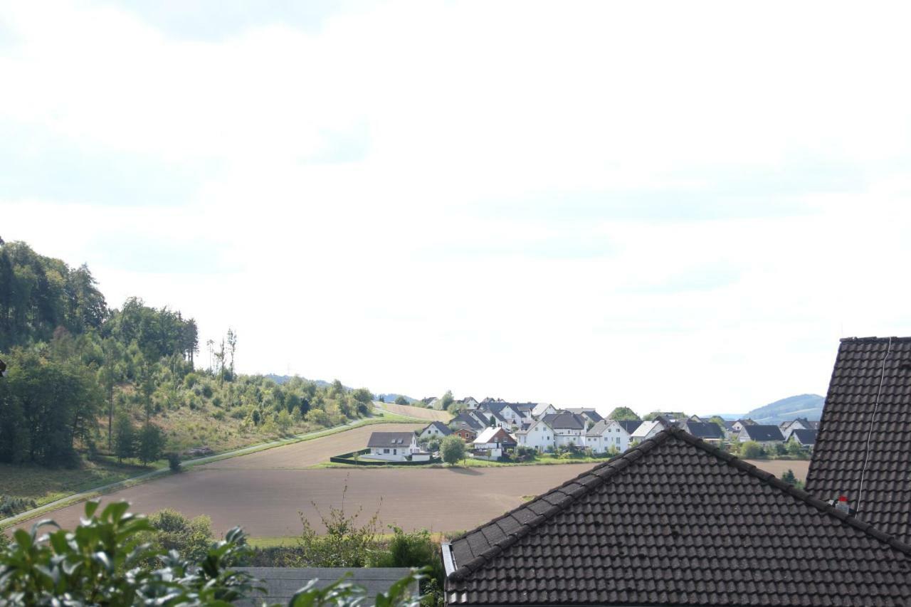 Ferienwohnung Am Kreuzfelsen Bestwig Exterior foto