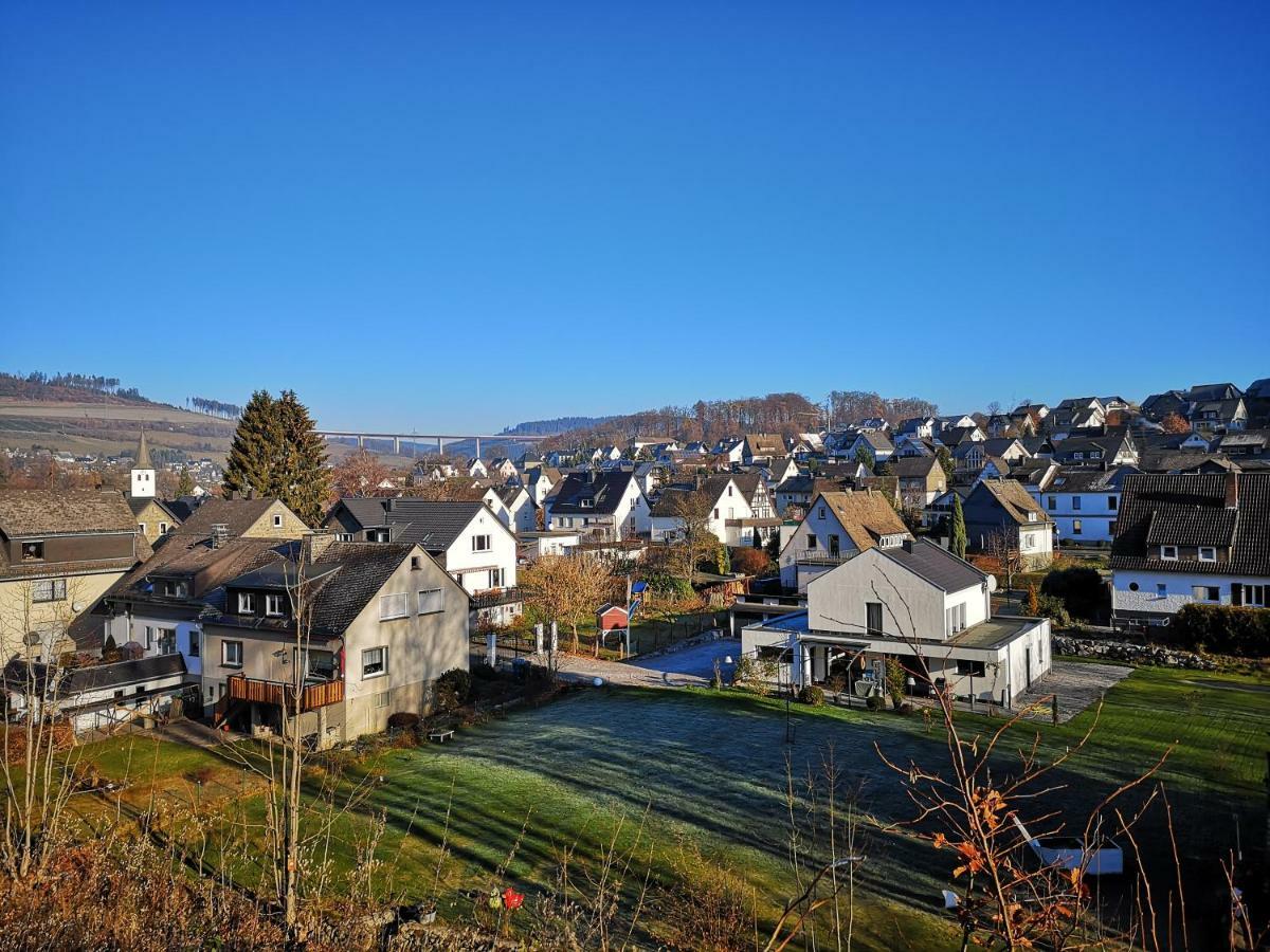 Ferienwohnung Am Kreuzfelsen Bestwig Exterior foto